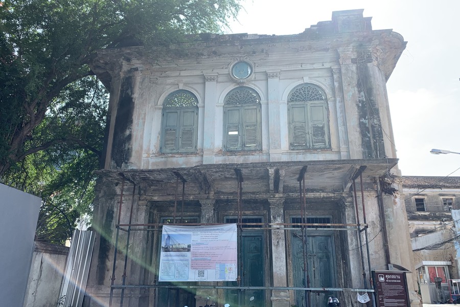 Home Ageing building refurbishment